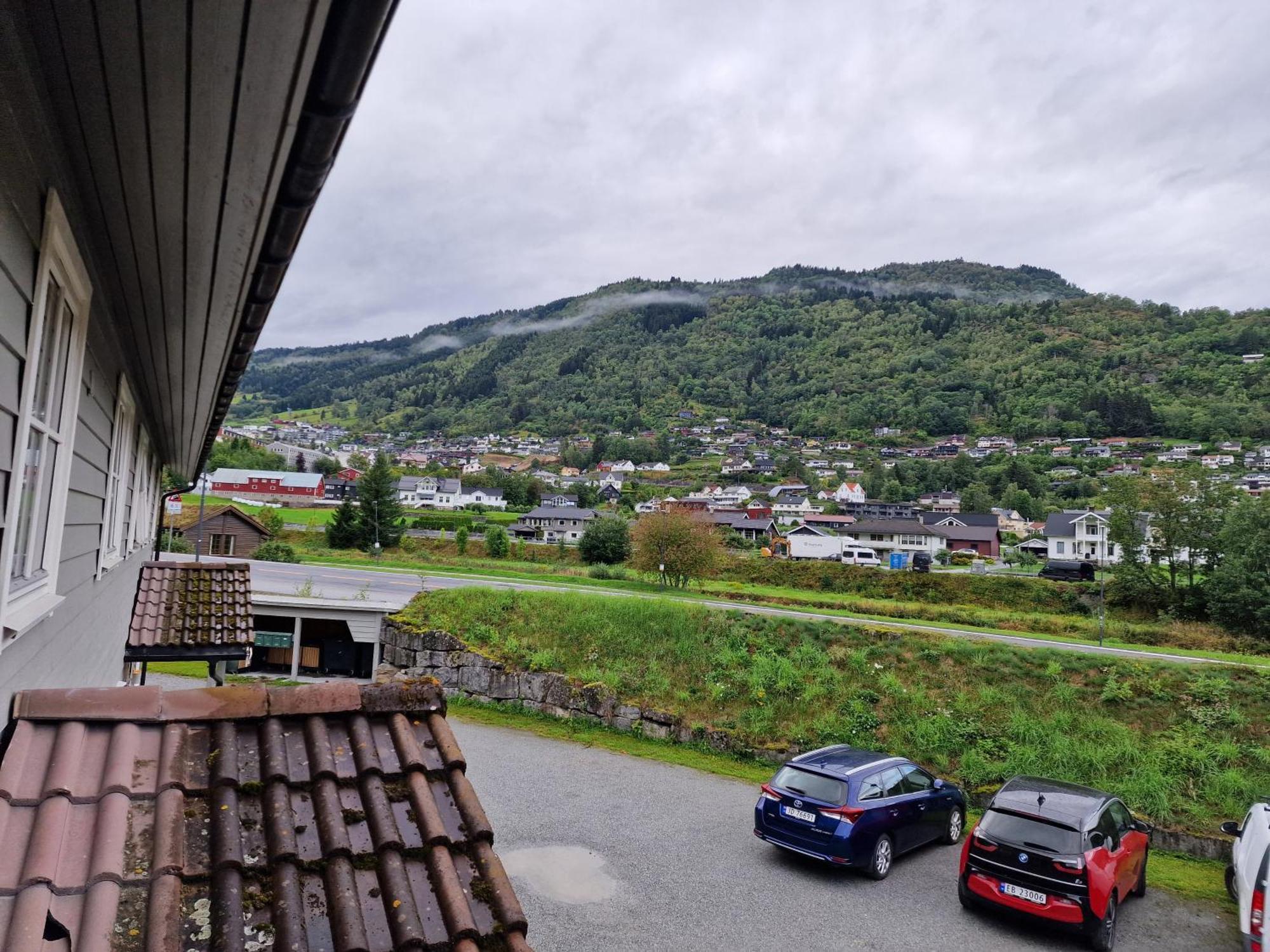 Appartement Rom I Bofellesskap à Sogndal Extérieur photo