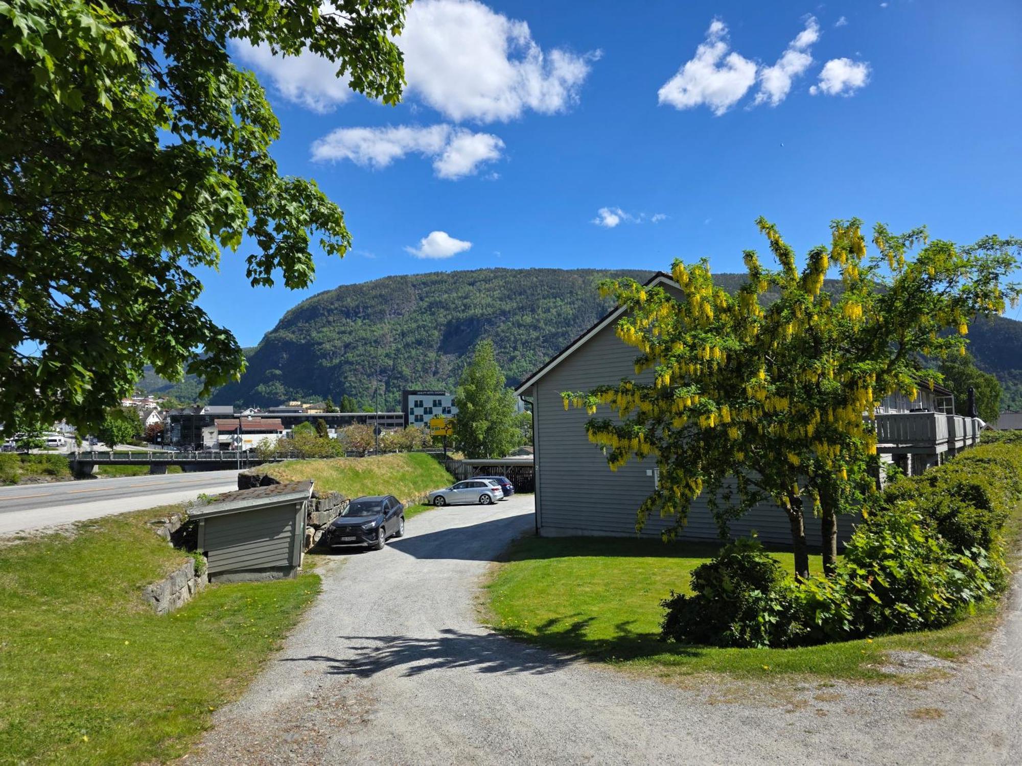 Appartement Rom I Bofellesskap à Sogndal Extérieur photo